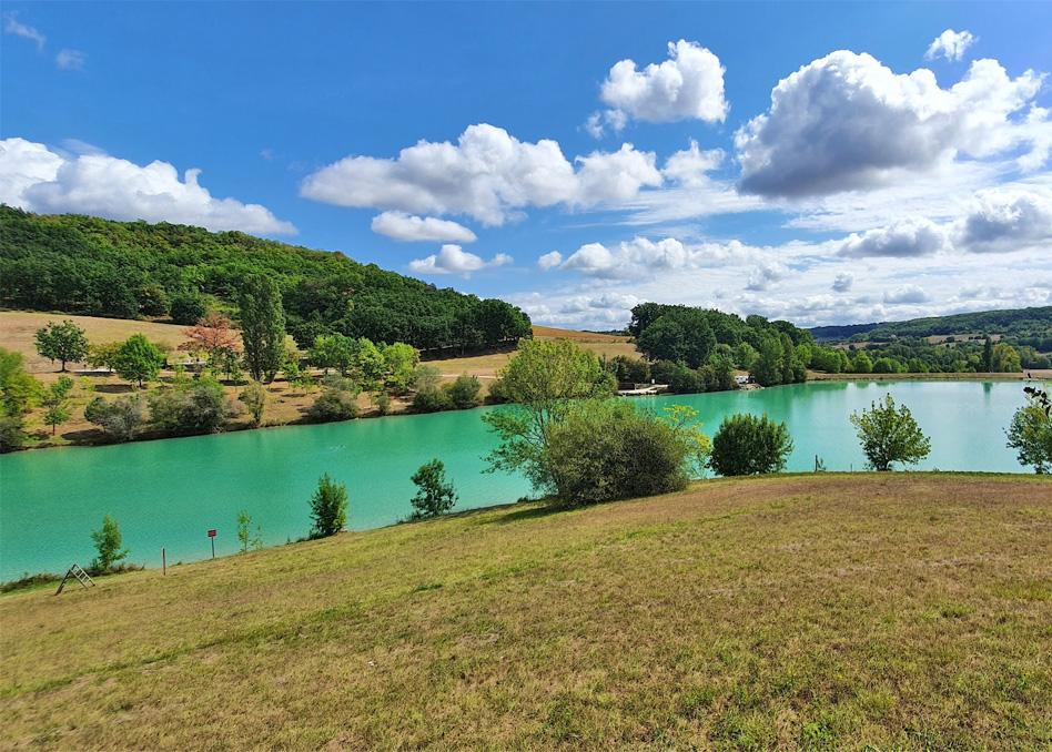 Апартаменти Domaine Lapeze Montcuq Екстер'єр фото